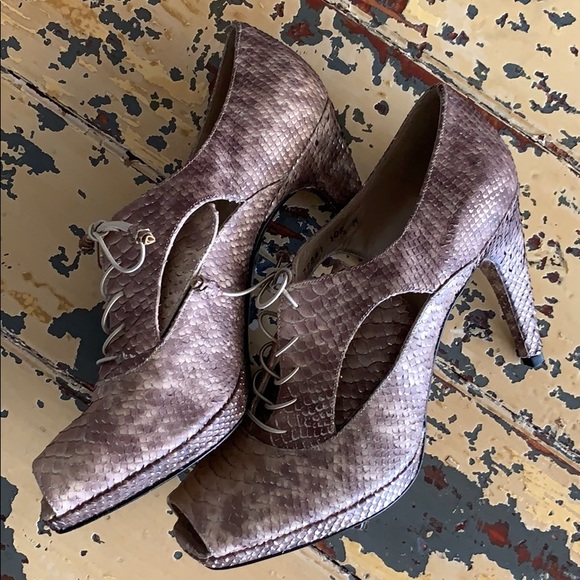 💥 STUART WEITZMAN SEXY snakeskin size 10 ½ - Picture 8 of 8